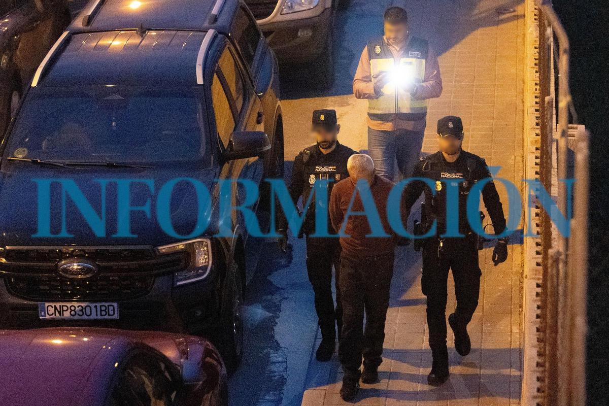 Detenido un empleado de Jesús Tavira y otras dos personas por matar y enterrar al empresario en Alicante Detenido un empleado de Jesús Tavira y otras dos personas por matar y enterrar al empresario en Alicante