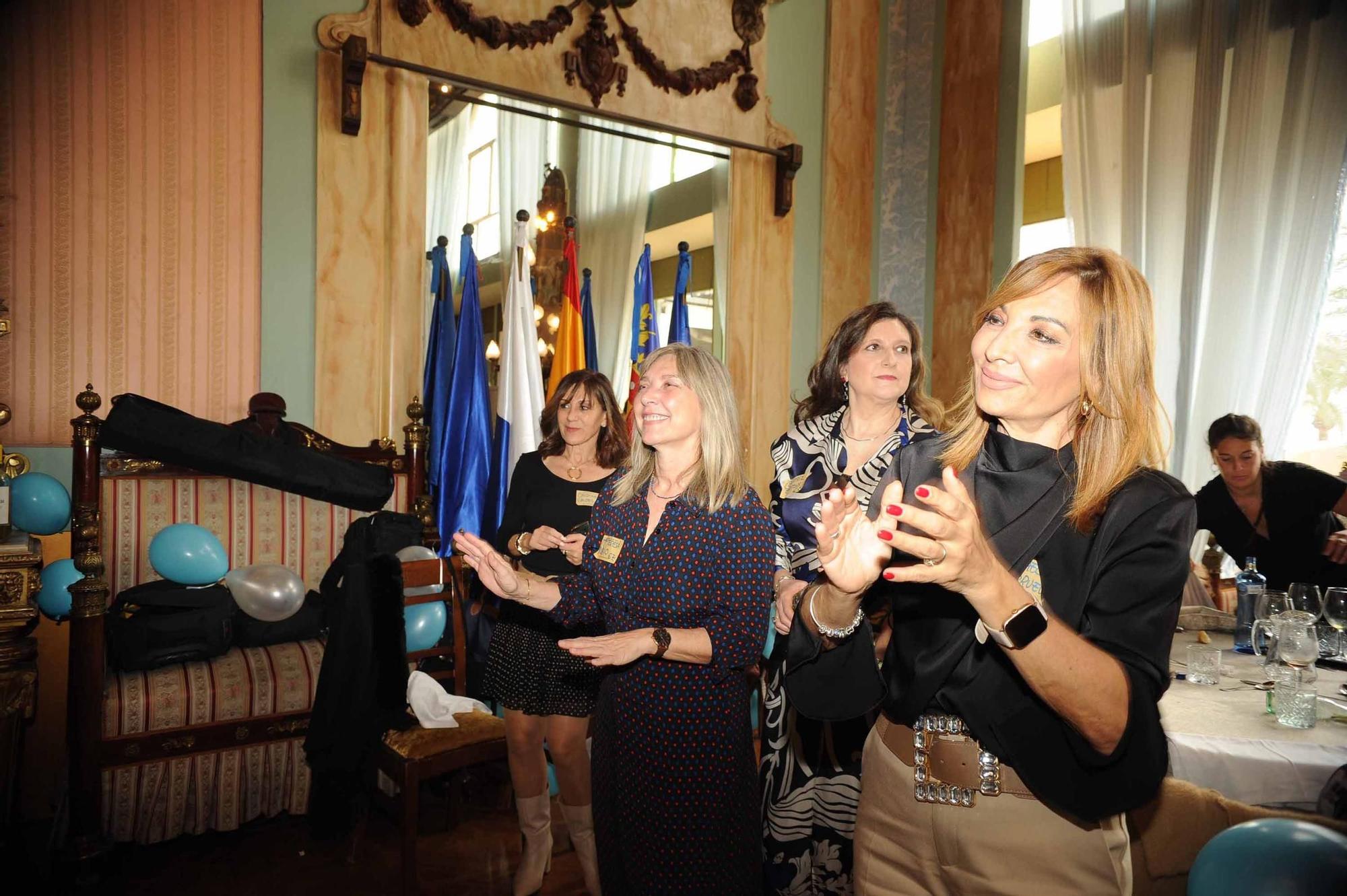 Intensa jornada de reencuentro de las antiguas alumnas de colegio Josefinas de Alicante