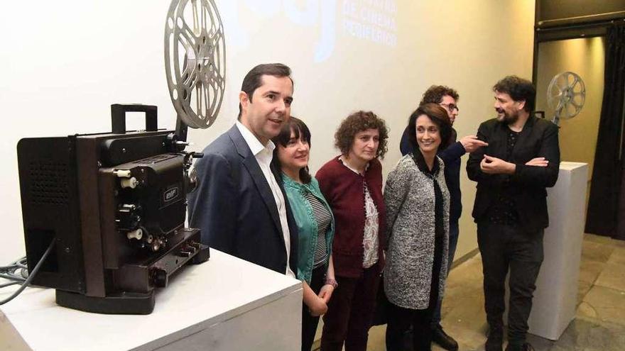 Presentación de la octava edición de la Mostra de Cinema Periférico, ayer, en A Coruña.