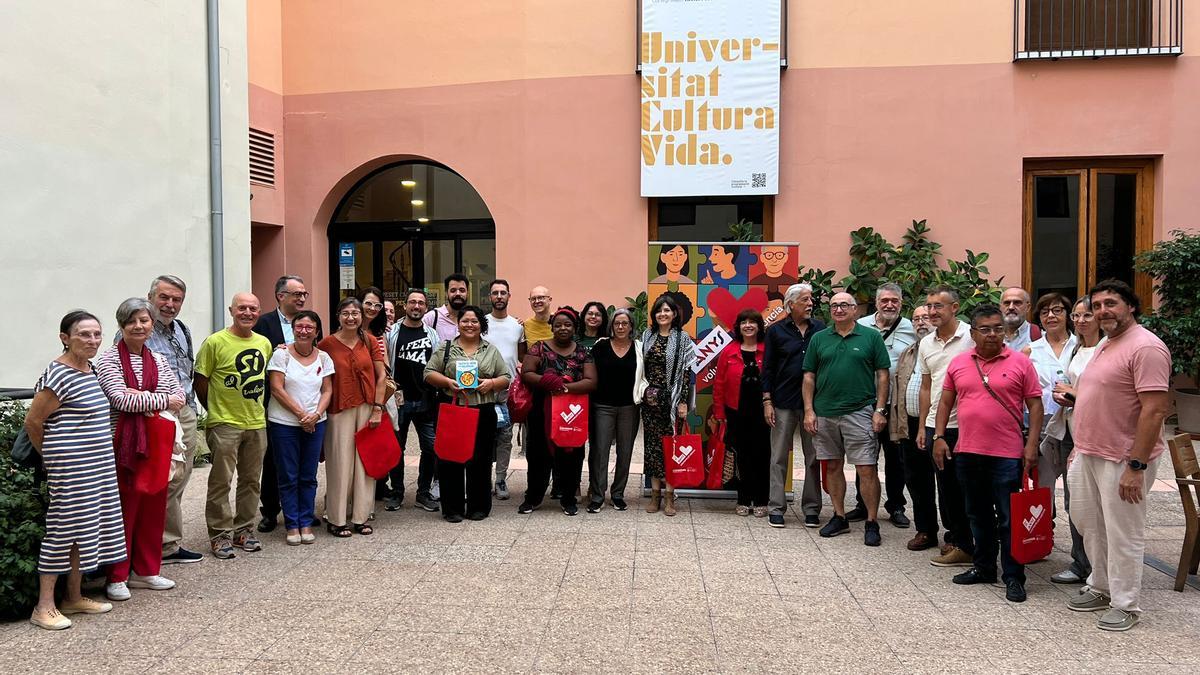 Presentació de la nova campanya del Voluntariat pel Valencià al Col·legi Major Rector Peset de València.