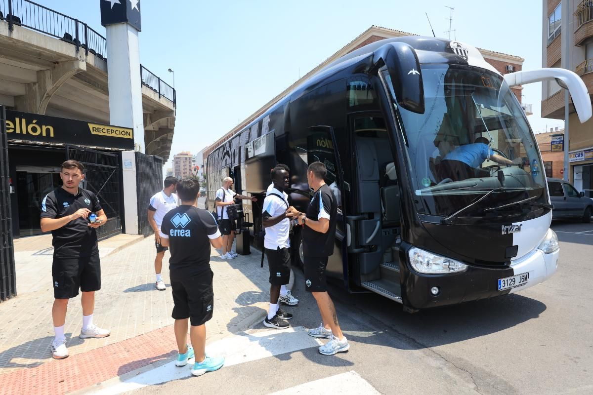 Galería | El Castellón, rumbo a Olot para la pretemporada 2025/2026