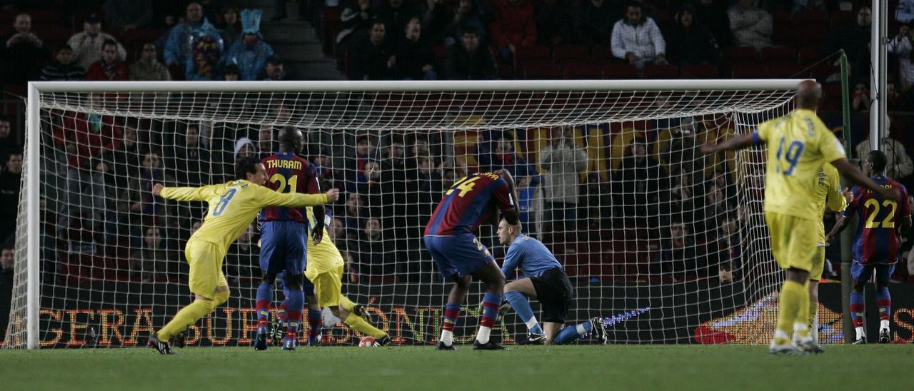 El Villarreal se impuso en el Camp Nou el 9 de marzo del 2008 por 1-2, con goles de Senna y Jon Dahl Tomasson.