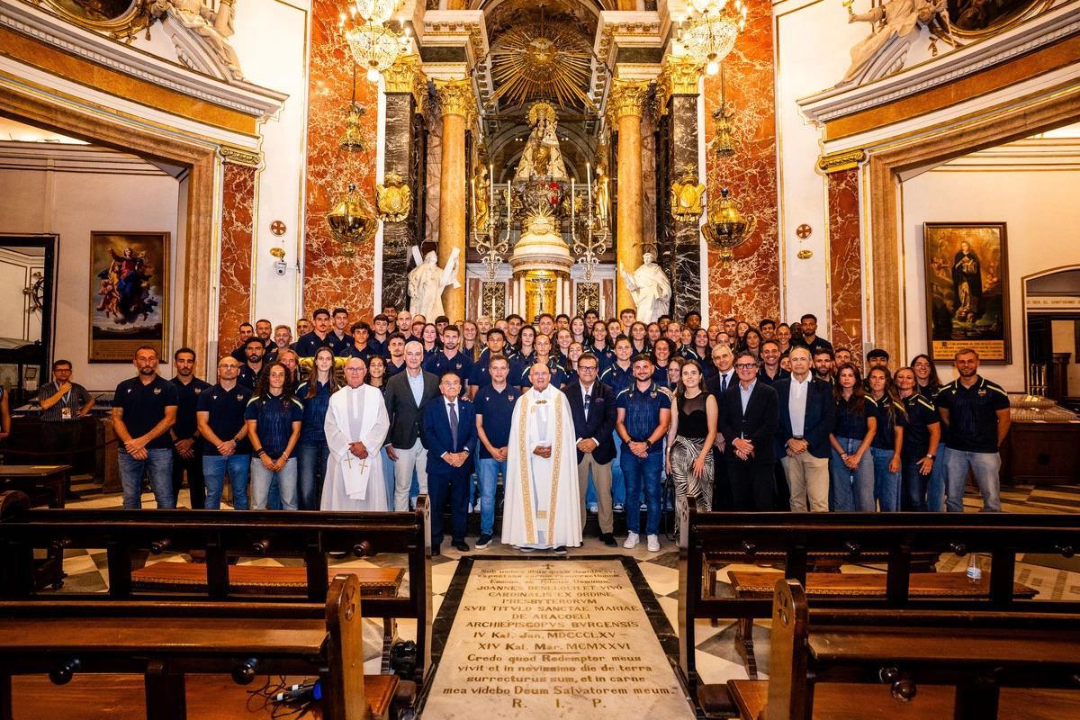 Foto de familia en la Basílica