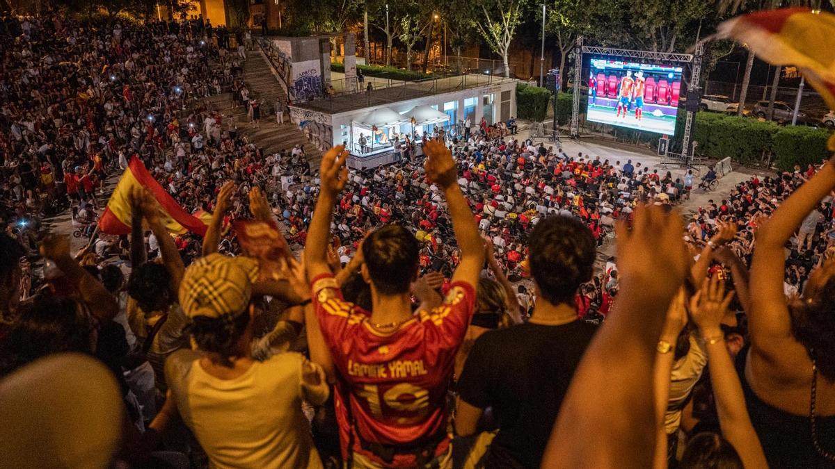 Pantalla gigante en Badalona para seguir el España-Francia