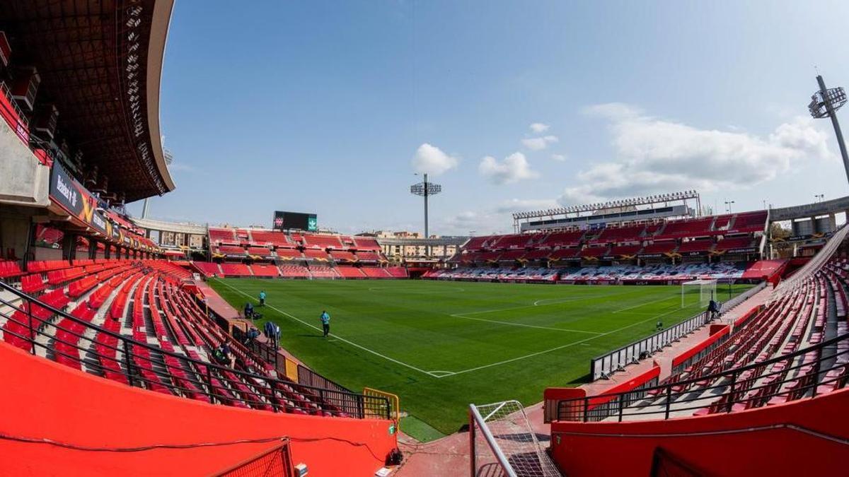 Imagen del estadio Nuevo Los Cármenes de Granada