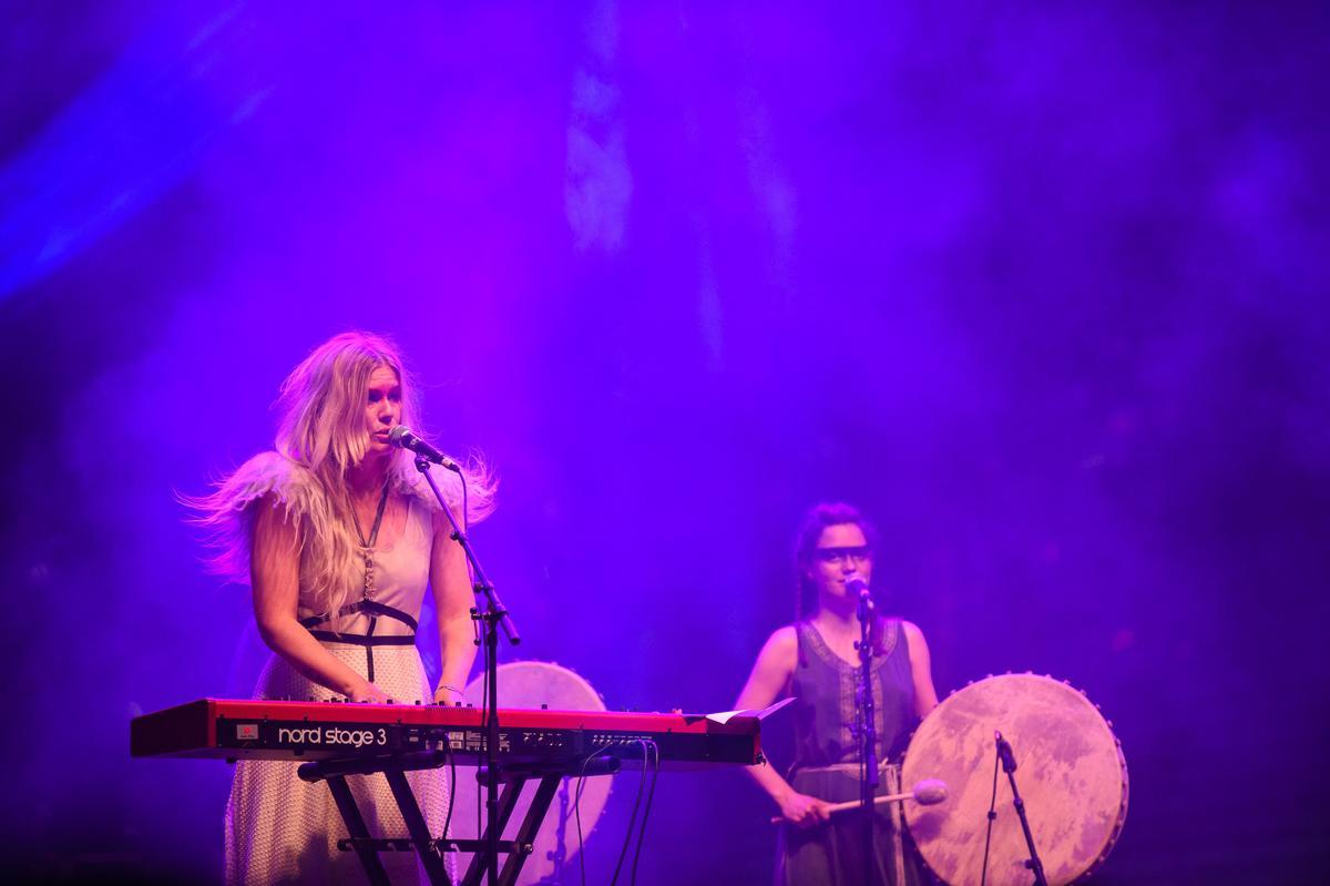 Las imágenes de Rock Imperium: ambiente, recogida de pulseras y primeras actuaciones Las imágenes de Rock Imperium: ambiente, recogida de pulseras y primeras actuaciones