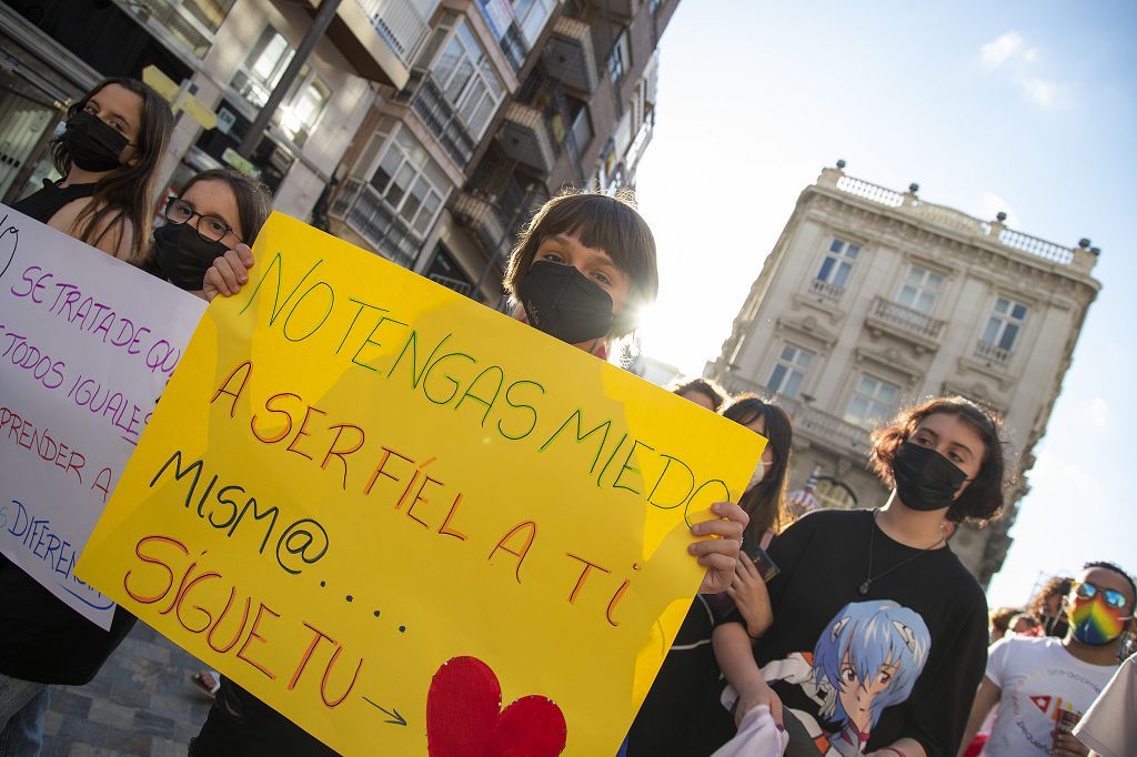 Marcha del colectivo LGTBI+ en Cartagena.