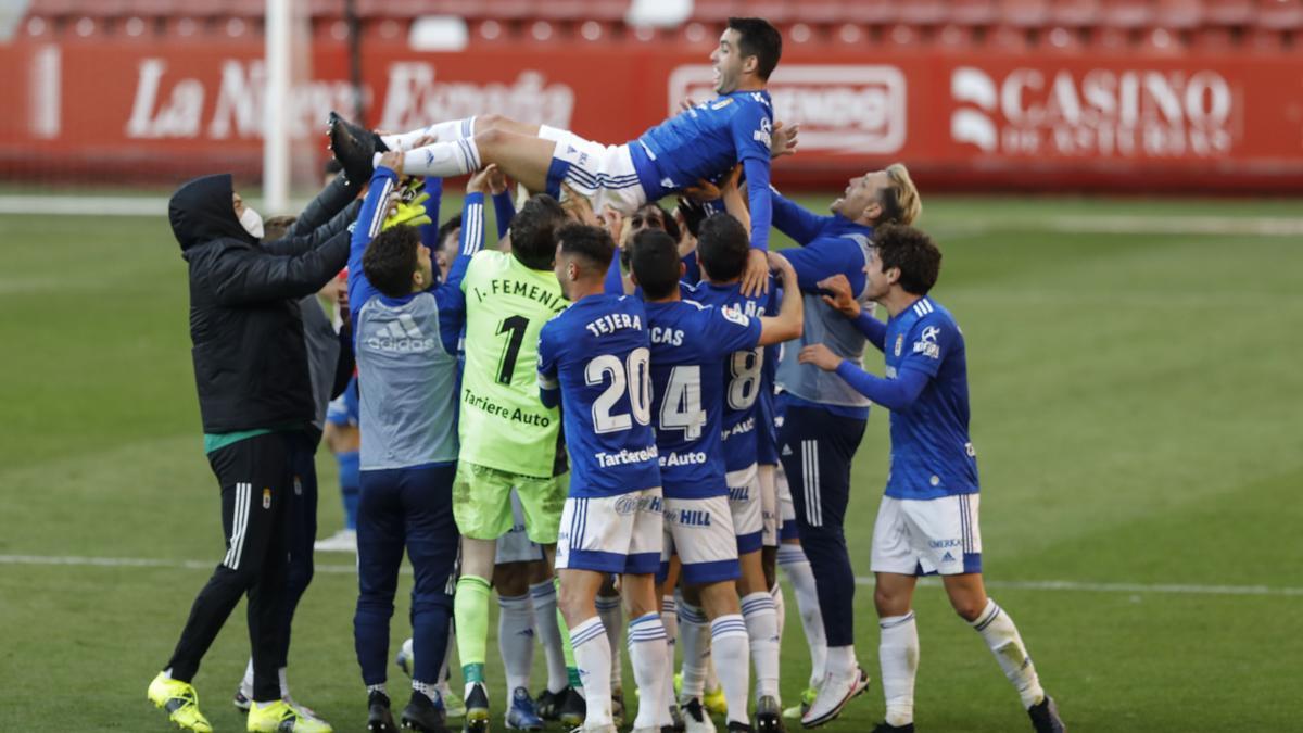 En imágenes: el derbi entre el Sporting y el Real Oviedo