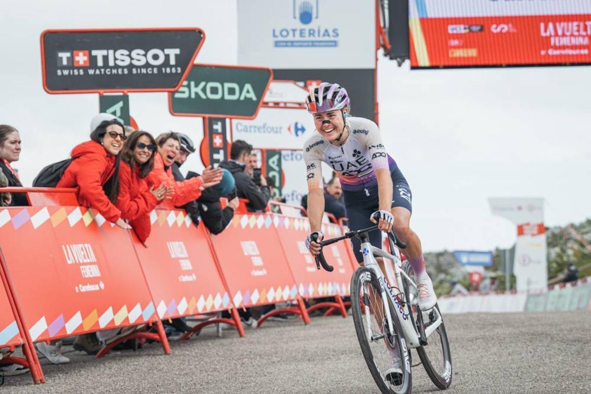 Paula Blasi llega al Angliru.