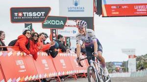 Paula Blasi llega al Angliru.