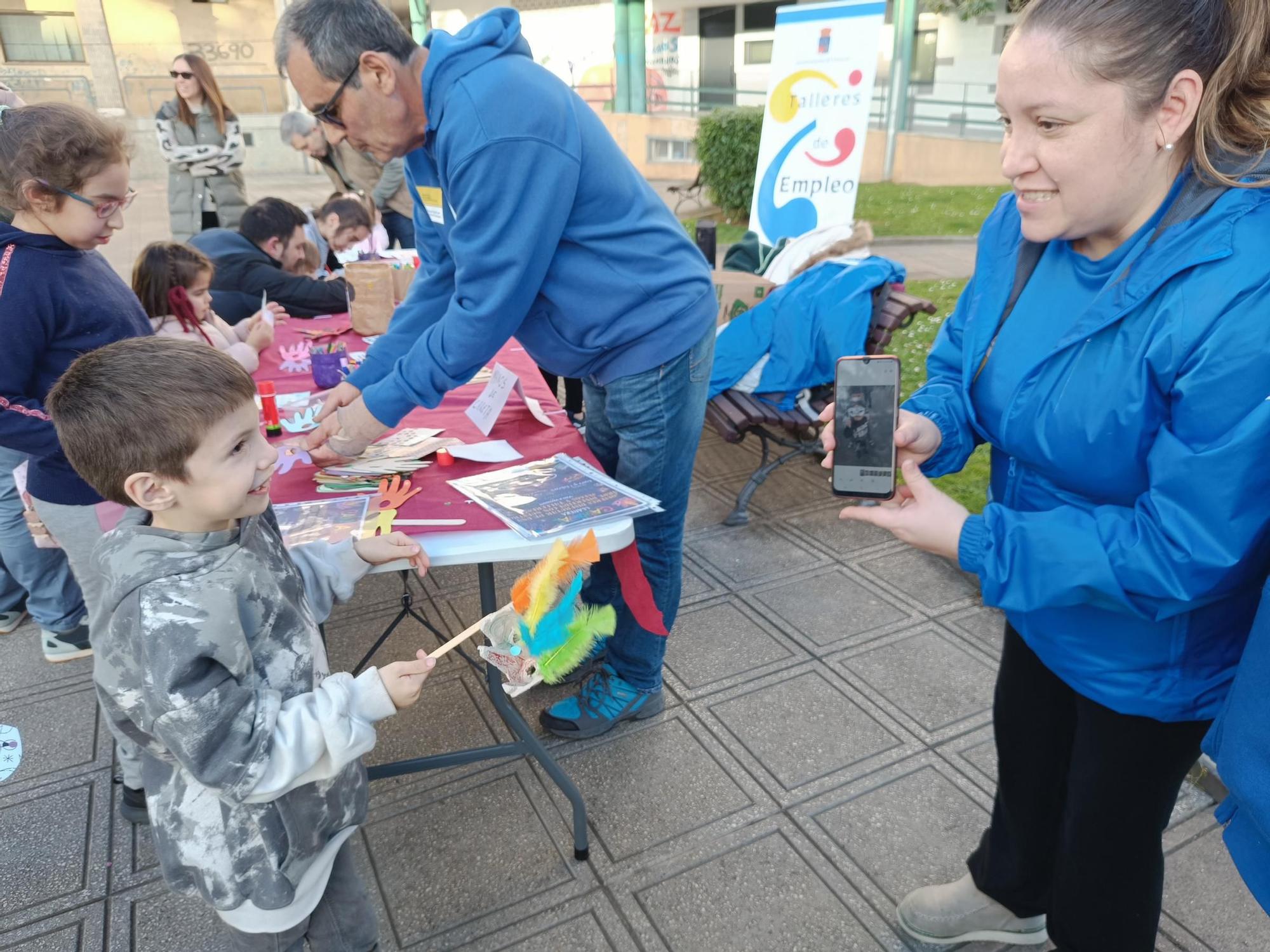 En imágenes: así son los talleres de carnaval de Llanera