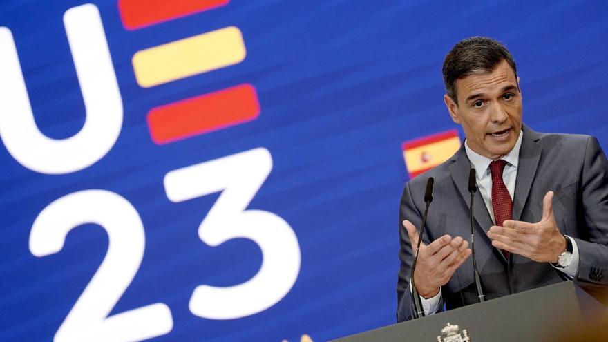 Pedro Sánchez hat große Ziele für die EU-Präsidentschaft Spaniens ab Juli. Aber wird er auch das gesamte Halbjahr Premier sein?  | FOTO: JOSÉ LUIS ROCA
