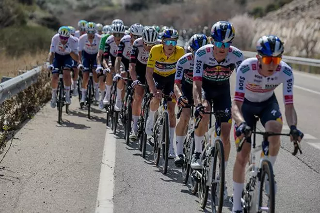 La segunda etapa de la Vuelta a Andalucía, en imágenes