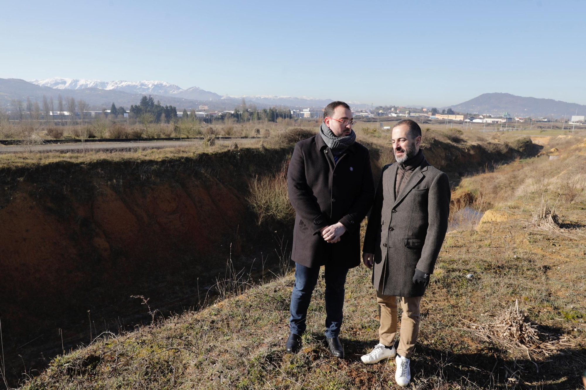 EN IMÁGENES:  Comienza la construcción del desdoblamiento de la carretera AS-17 en Bobes (Siero)