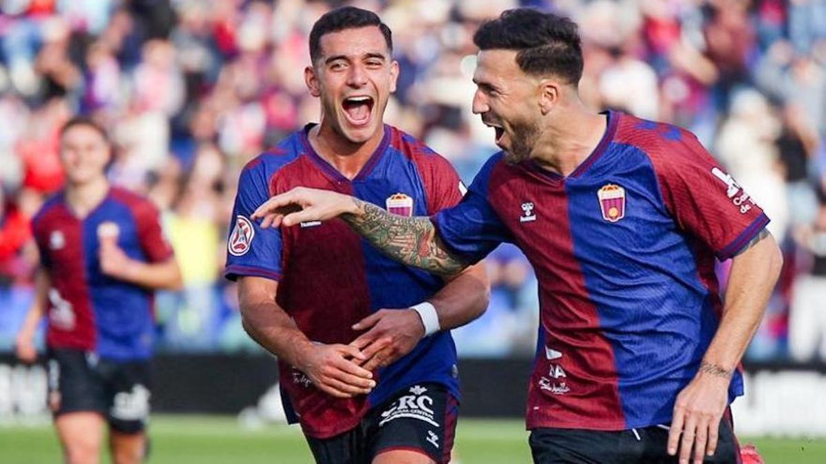 El Eldense se va con una gran sonrisa al parón navideño El Eldense se va con una gran sonrisa al parón navideño