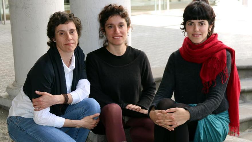 Laura Bataller, Queralt Jorba i Maria Ribera, representants de la Plataforma per la Dansa a la Catalunya Central