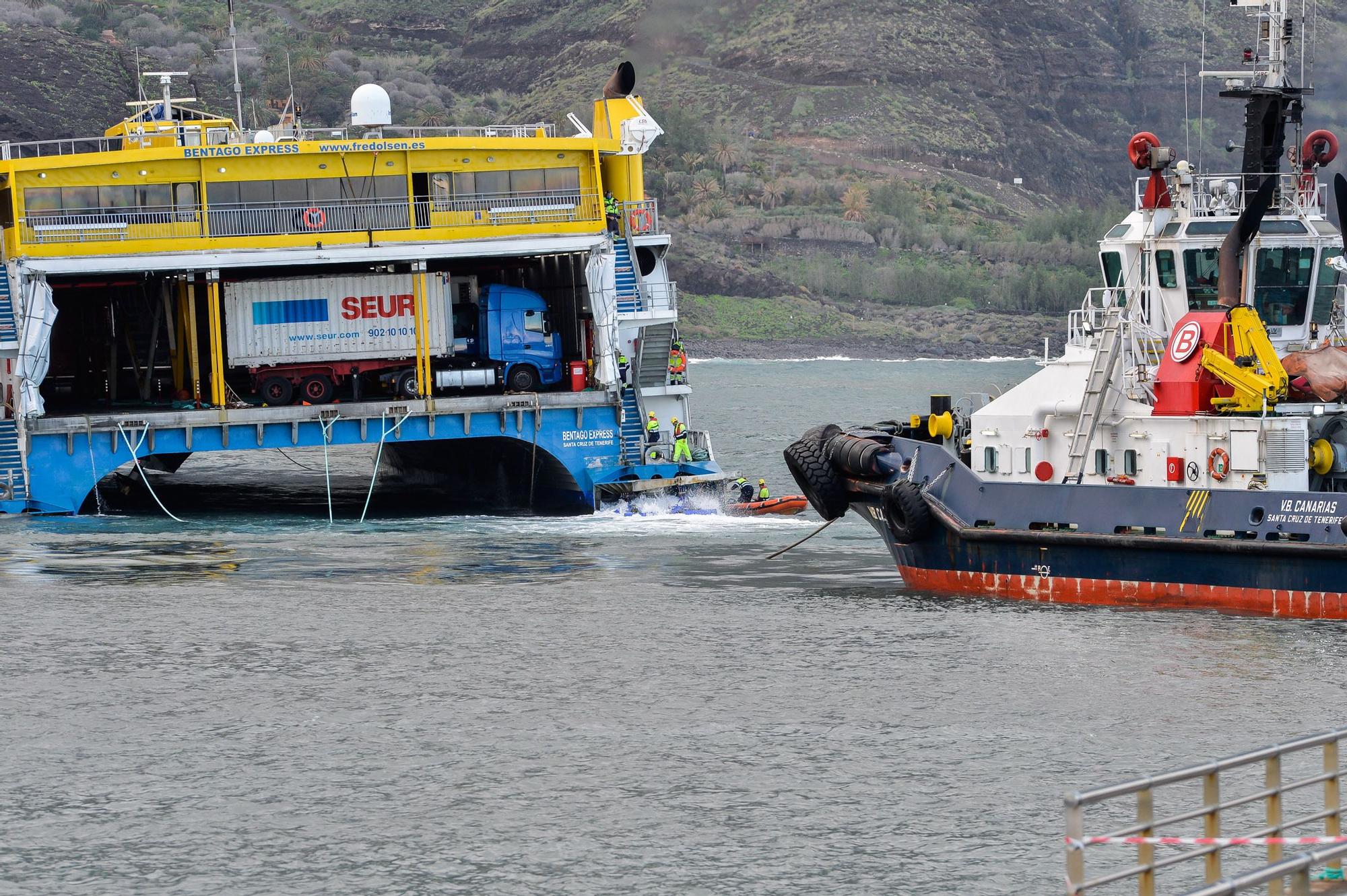 Nuevo intento infructuoso para desencallar el ferry en Agaete