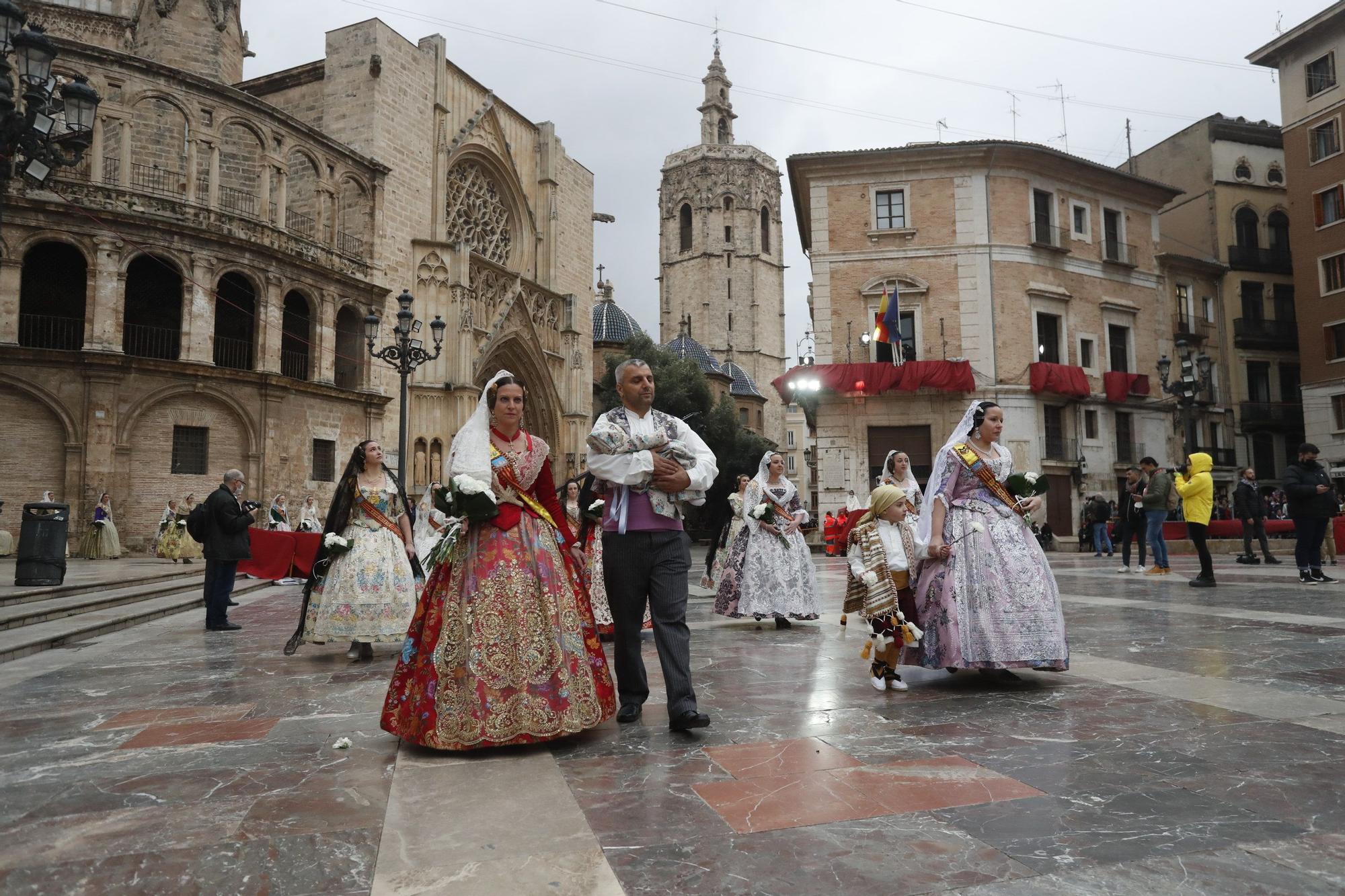 Búscate en el segundo día de ofrenda por la calle de la Paz (entre las 18:00 a las 19:00 horas)