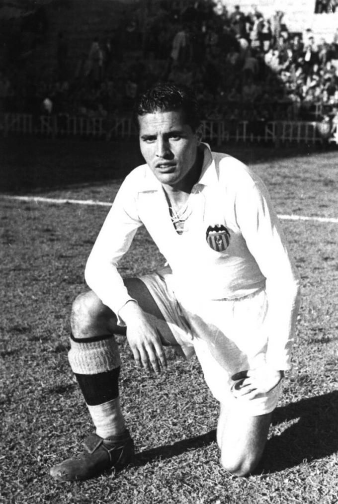 27 - VICENTE SEGU� - 309 PARTIDOS.jpg