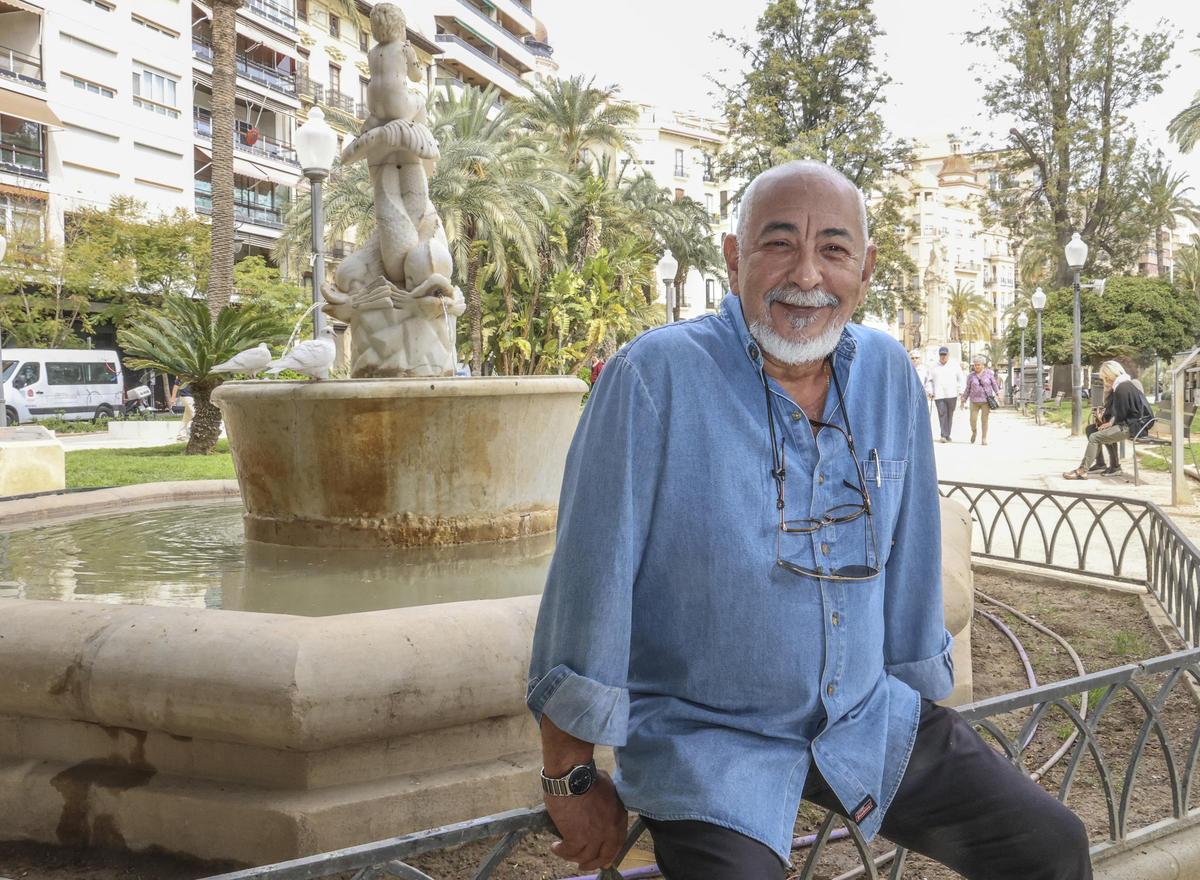 El autor durante su visita en Alicante