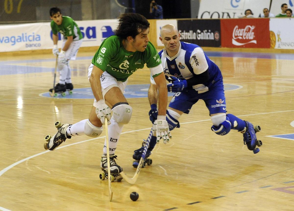Jordi Bargalló lidera un ataque del Liceo en un partido de Champions frente al Porto en 2012.