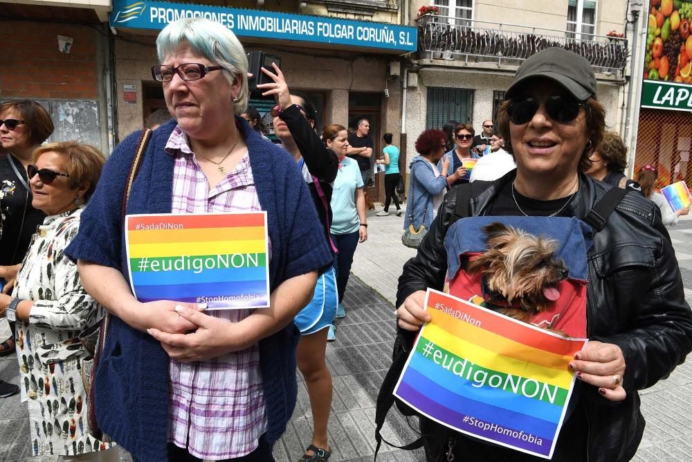 Manifestación contra la homofobia en Sada