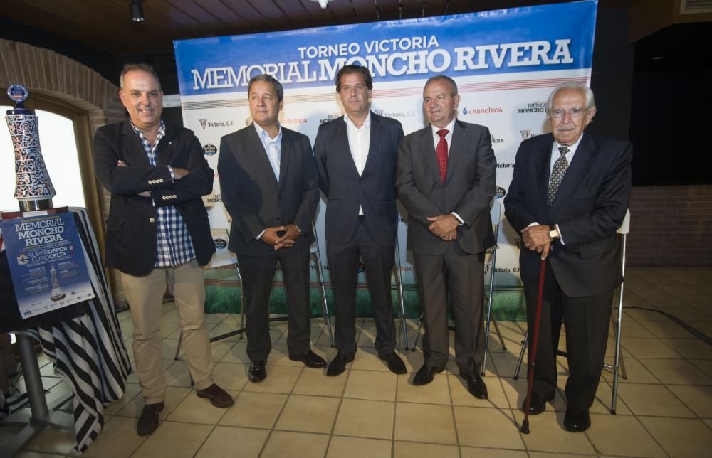 Presentación del Trofeo Victoria Memorial Moncho Rivera