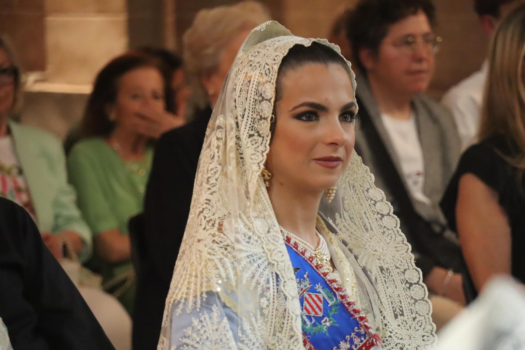 Así ha sido el Besamanos de las falleras mayores y cortes de honor 2025