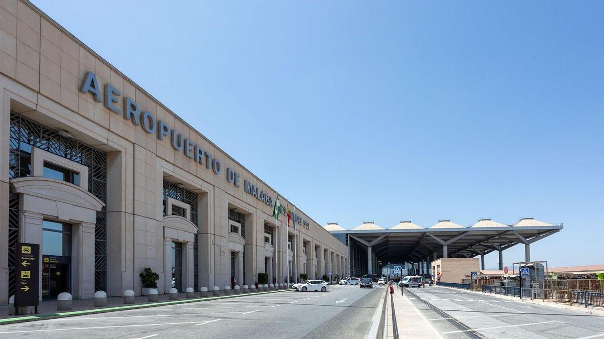 Ampliar el aeropuerto está fijado desde 2010