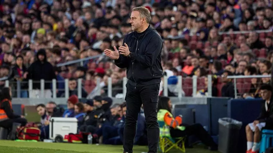 Flick, en titulares: "Les he preguntado al descanso si estaban satisfechos con la primera parte y me han dicho que no"