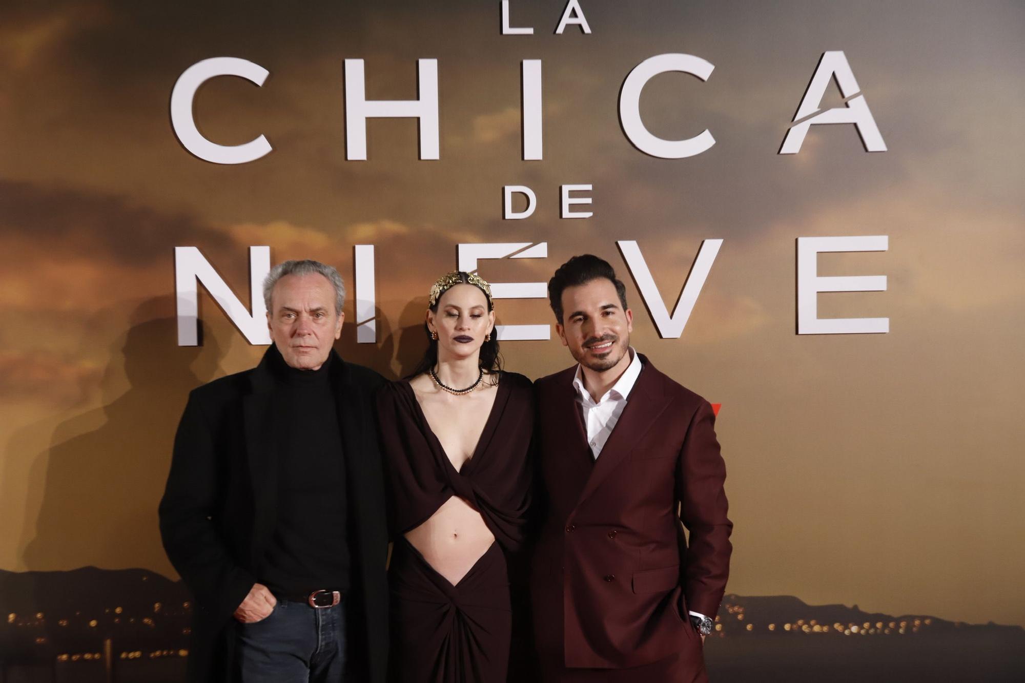 La chica de nieve', de la novela a la serie de Netflix: todos los