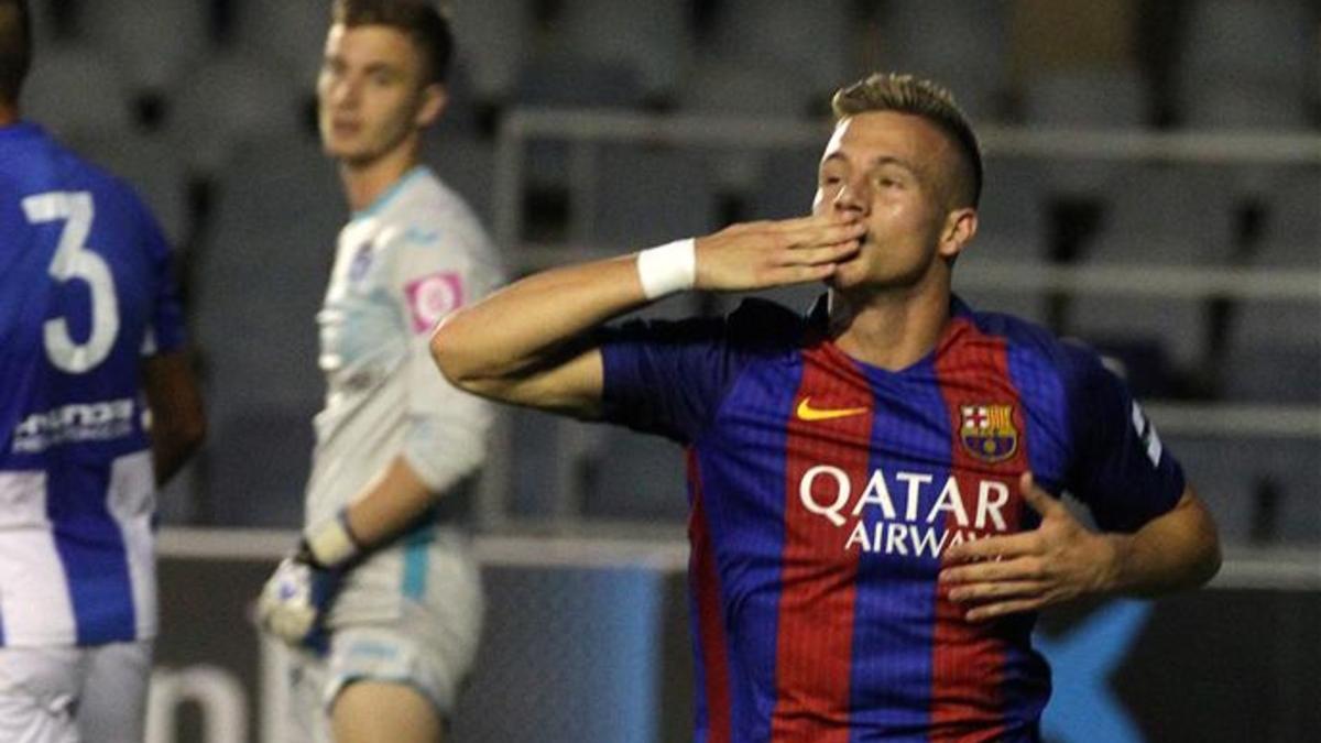 Tarín celebra el gol de la victoria ante el Atlético Baleares