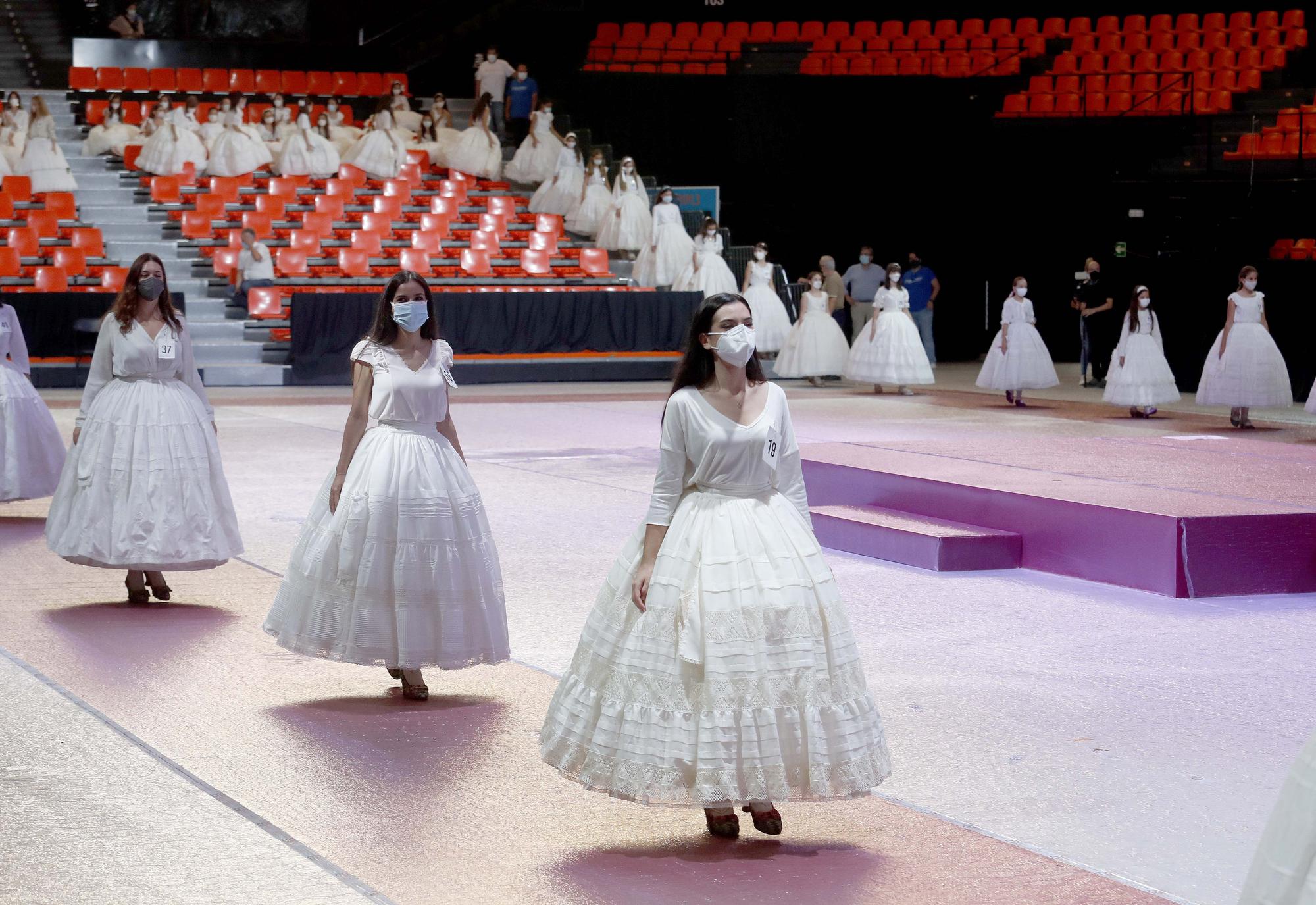 Ensayo de la elección de candidatas a falleras mayores y cortes 2022 en la Fonteta