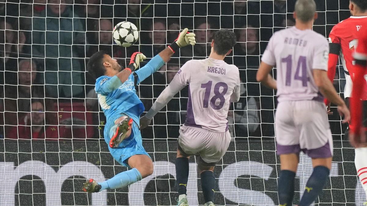 El Girona cayó en el Philips Stadion por 4-0