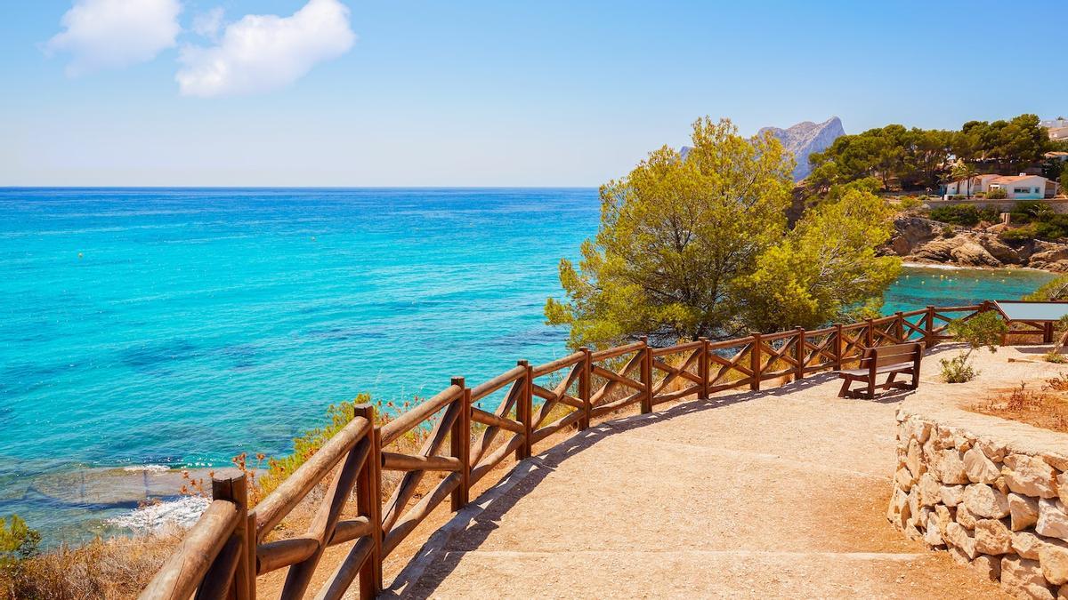 ¿Y pasar la Semana Santa paseando por la costa? Así son los Senderos Azules