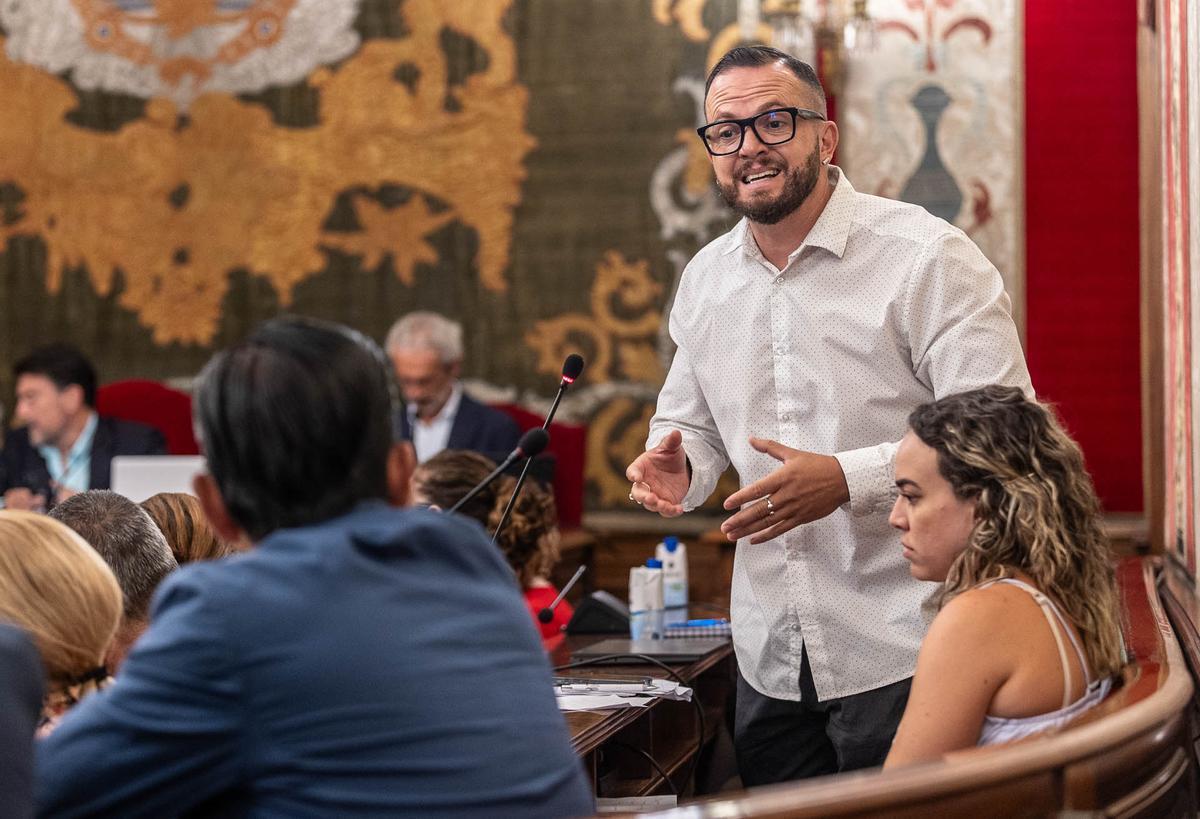 Las imágenes del Pleno Extraordinario del Ayuntamiento de Alicante