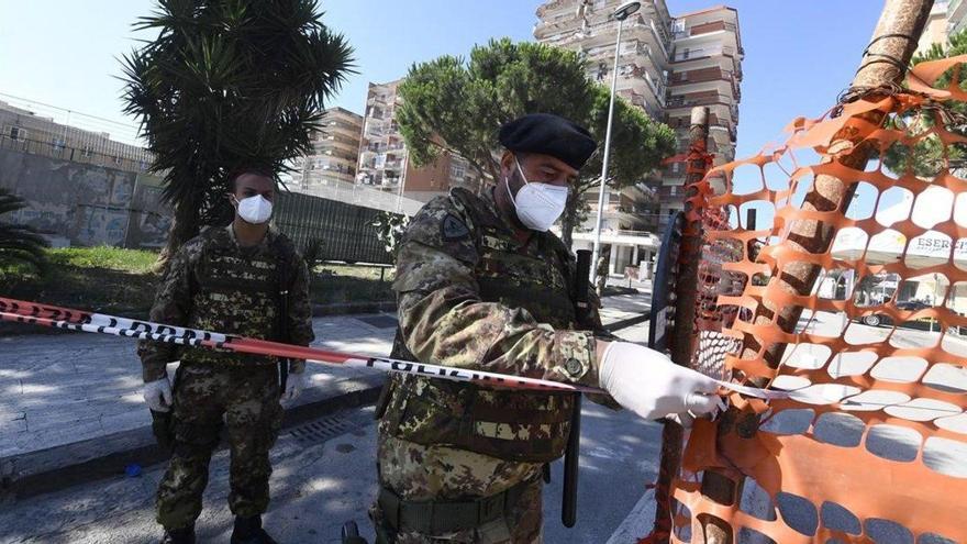 Tenso confinamiento de un edificio en el sur de Italia