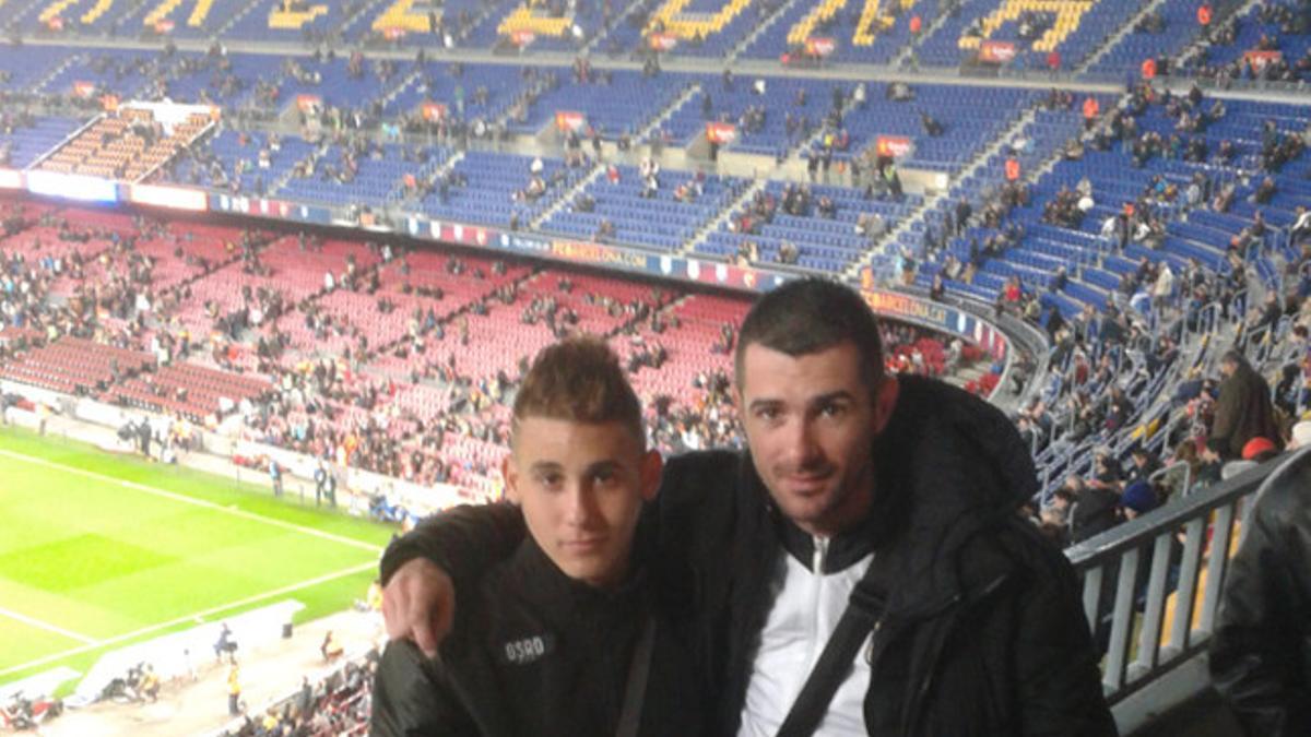 Maxime Pelican, izquierda, en uno de sus desplazamientos al Camp Nou
