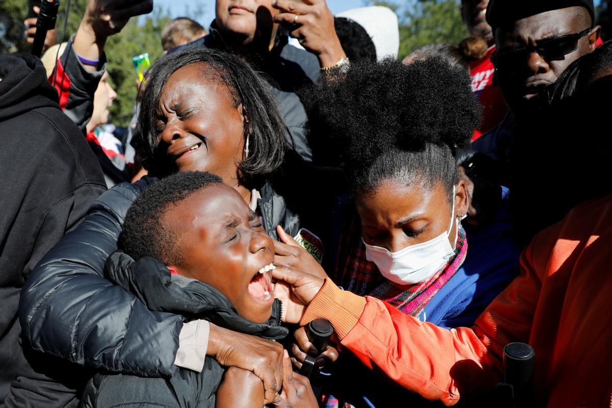 Els tres imputats per la mort del jove negre desarmat Ahmaud Arbery, condemnats per assassinat Els tres imputats per la mort del jove negre desarmat Ahmaud Arbery, condemnats per assassinat