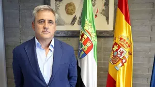 Títulos y políticos