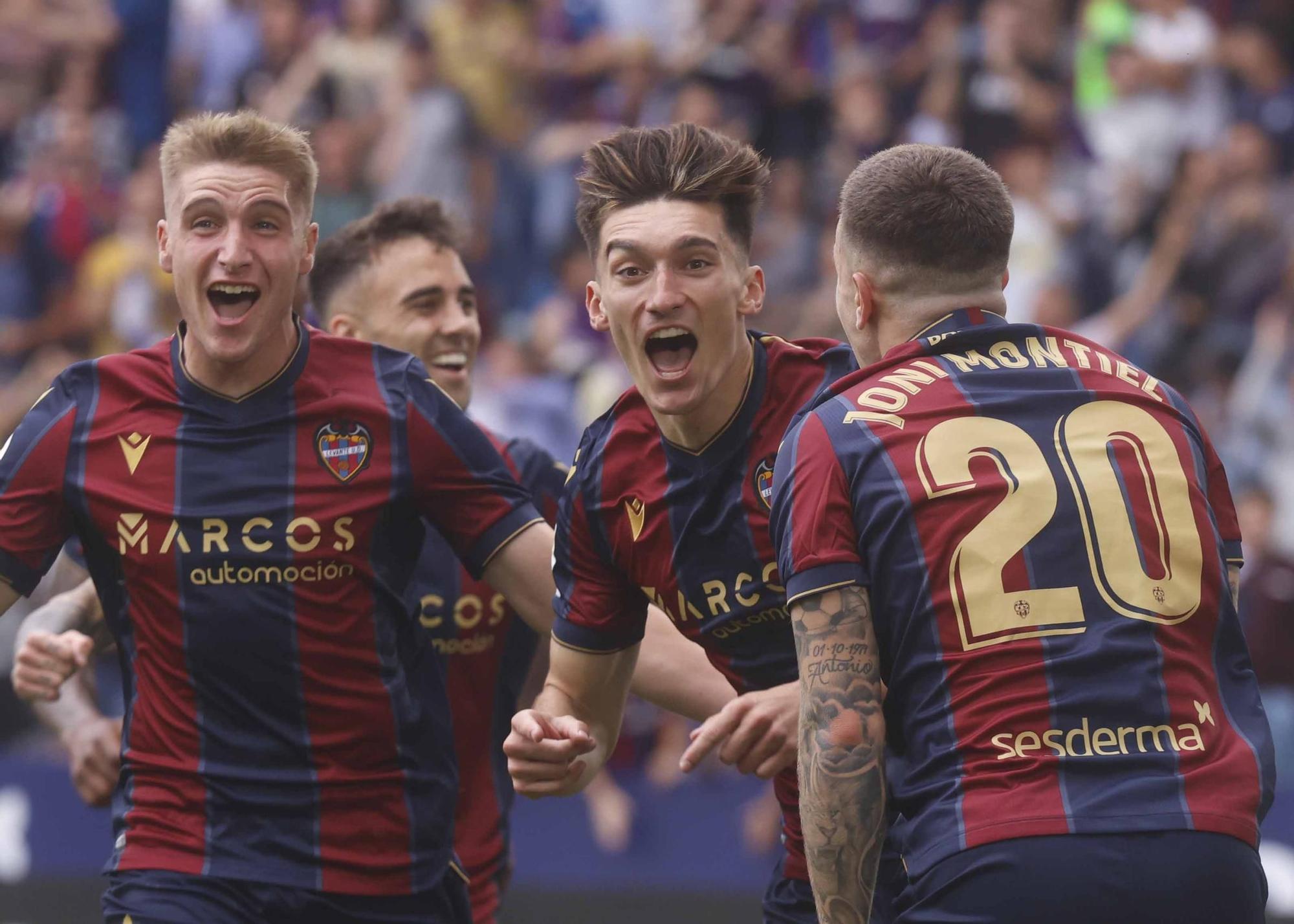 Las mejores imágenes del Levante UD - Deportivo Alavés