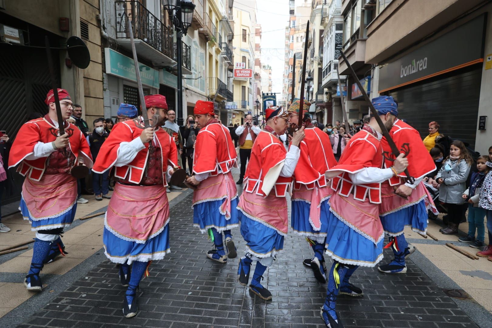 IMÁGENES | Así ha sido el desfile alternativo al Pregó de los entes vinculados