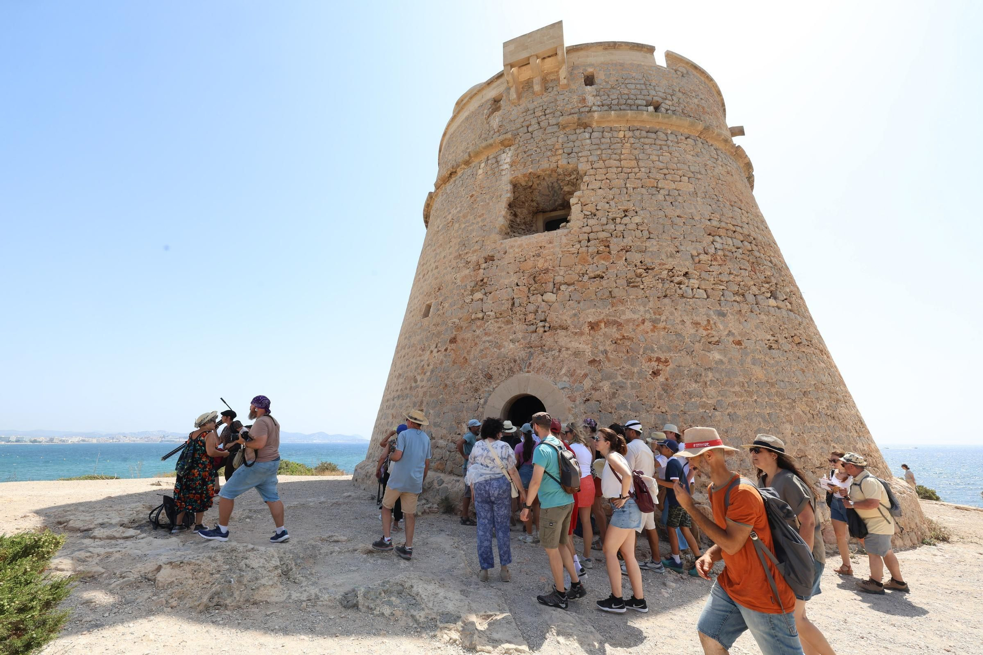 Teatro en la Torre de sa Sal Rosa