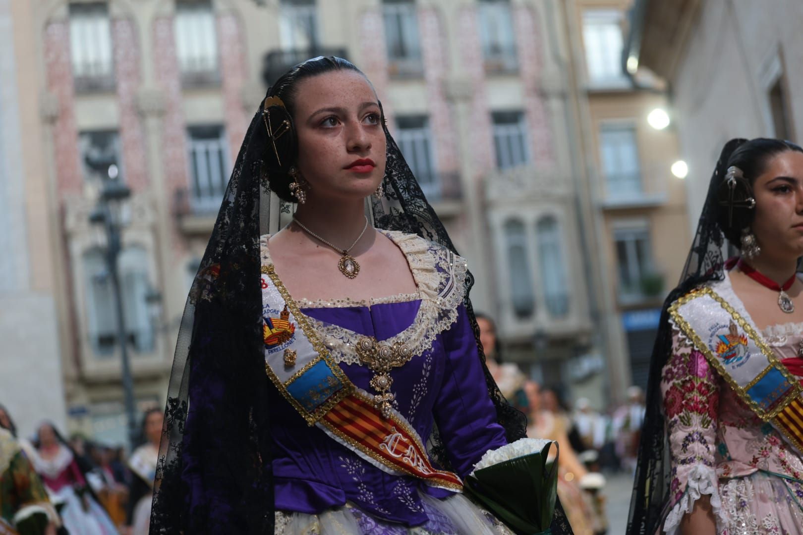 Búscate en la llegada a la plaza de la Virgen