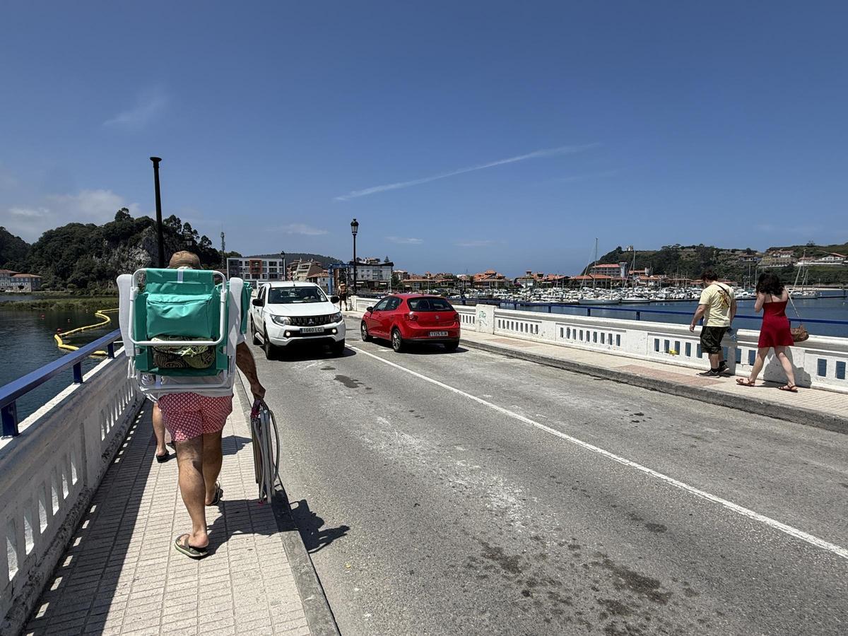 El puente de Ribadesella, abierto todo el verano