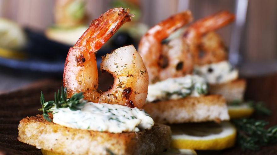 La receta perfecta para Nochebuena: canapés de langostino