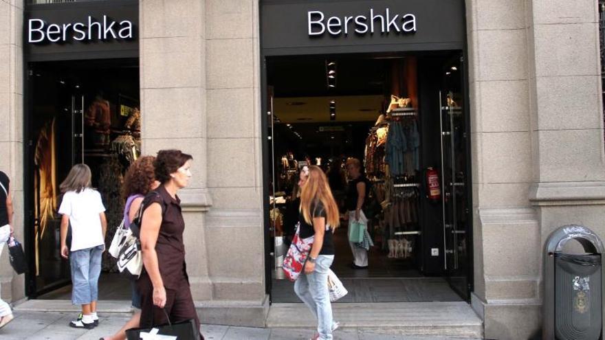 La plantilla de Bershka, a la huelga por el cierre de dos tiendas en Vigo -  Faro de Vigo