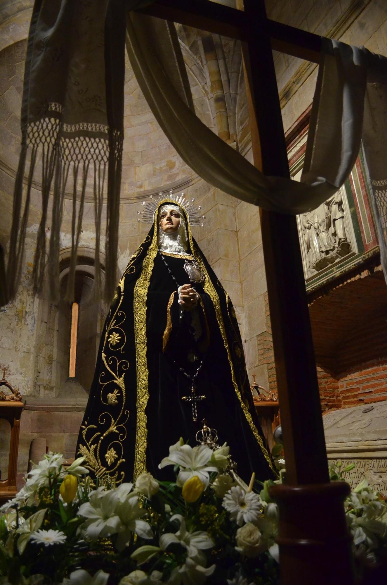 Semana Santa Benavente 2024: Así celebra la Vera Cruz la noche del Jueves Santo