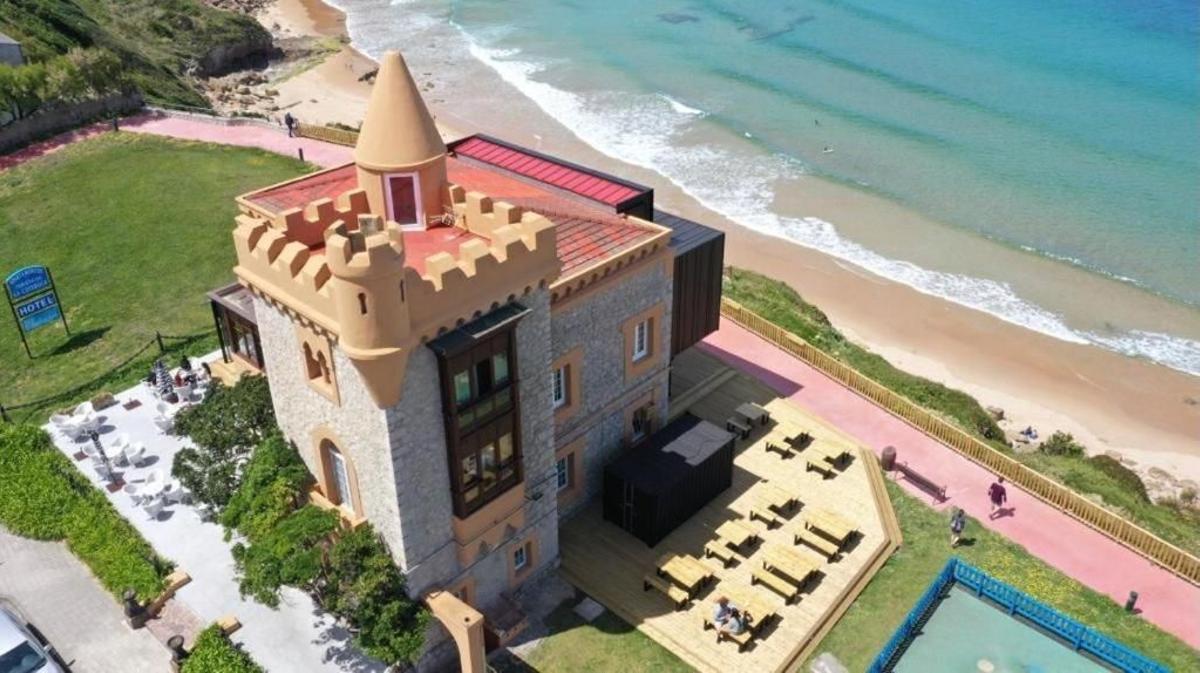 Hotel El Castillo de los Locos en Cantabria