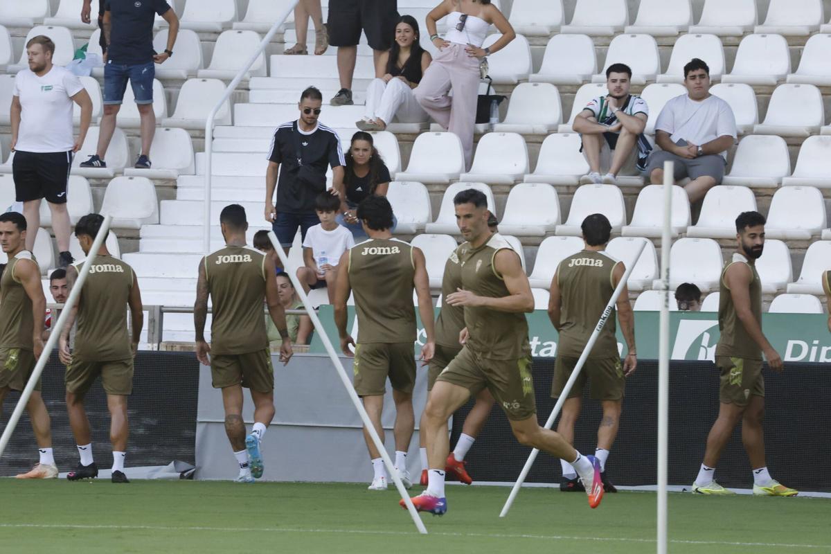 A.J.González Córdoba Entrenamiento del Córdoba CF a puertas abiertas en El Arcángel